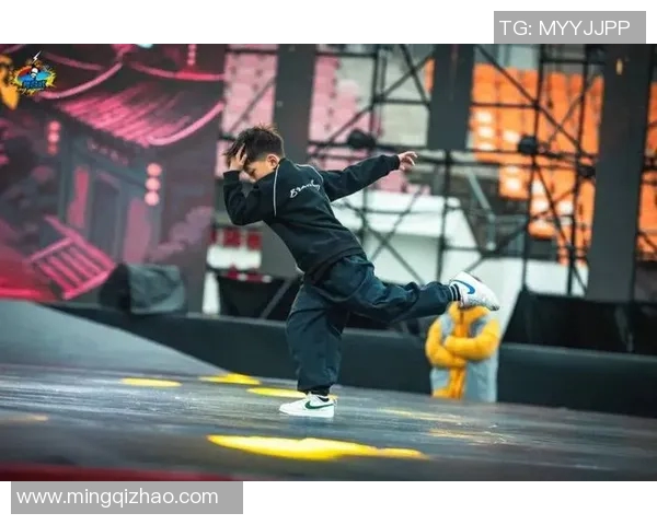 武汉街舞队反击战术揭秘街舞文化的力量与团队协作的艺术