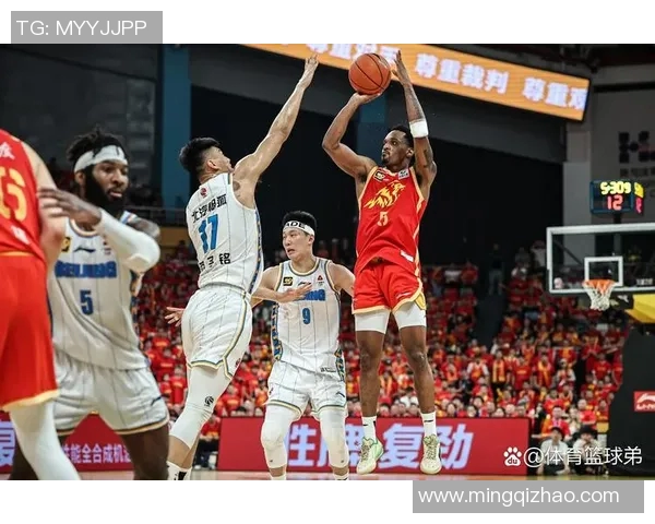 广东与辽宁的45轮对决揭示了CBA季后赛的激烈竞争与球队实力的较量