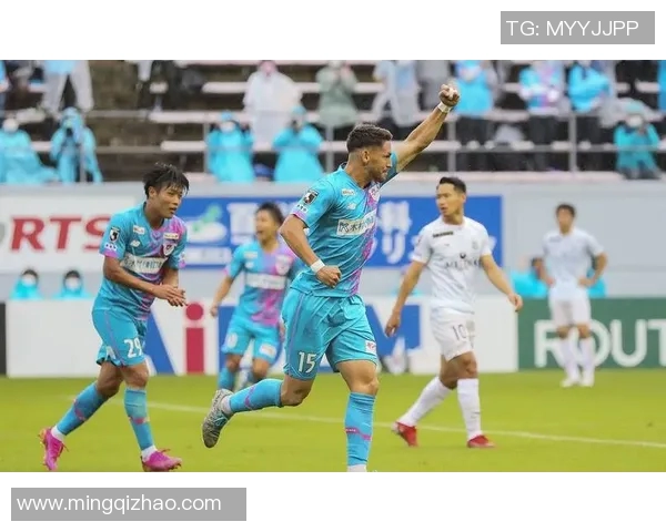 香港联队迎战鸟栖砂岩力争主场胜利展现球队实力与决心 香港联队迎战鸟栖砂岩力争主场胜利展现球队实力与决心