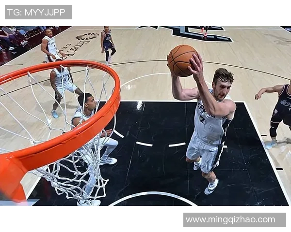 马刺与国王季前赛精彩对决录像回顾与分析 马刺与国王季前赛精彩对决录像回顾与分析