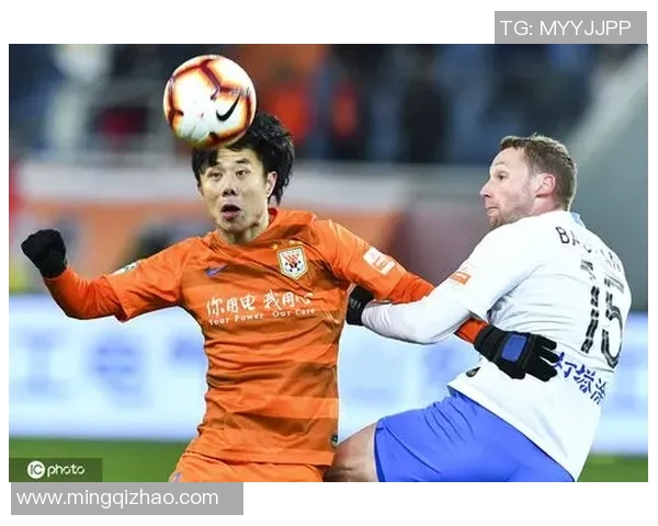 2012年鲁能与恒大激战回顾:激情碰撞与荣耀之争的经典对决 2012年鲁能与恒大激战回顾:激情碰撞与荣耀之争的经典对决